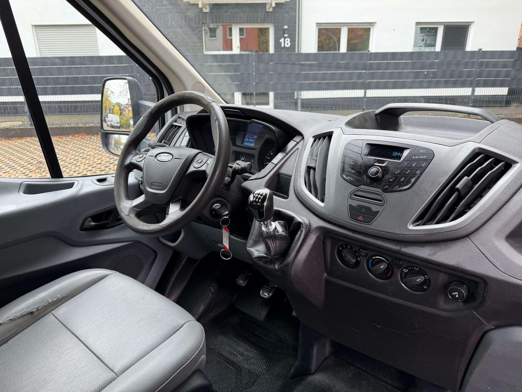 Ford Transit 2019