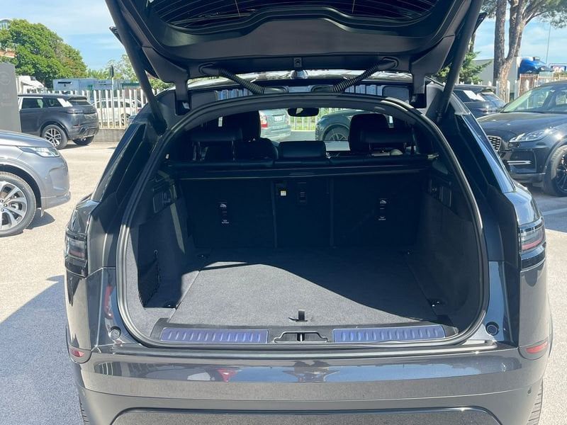 Land Rover Range Rover Velar 2024