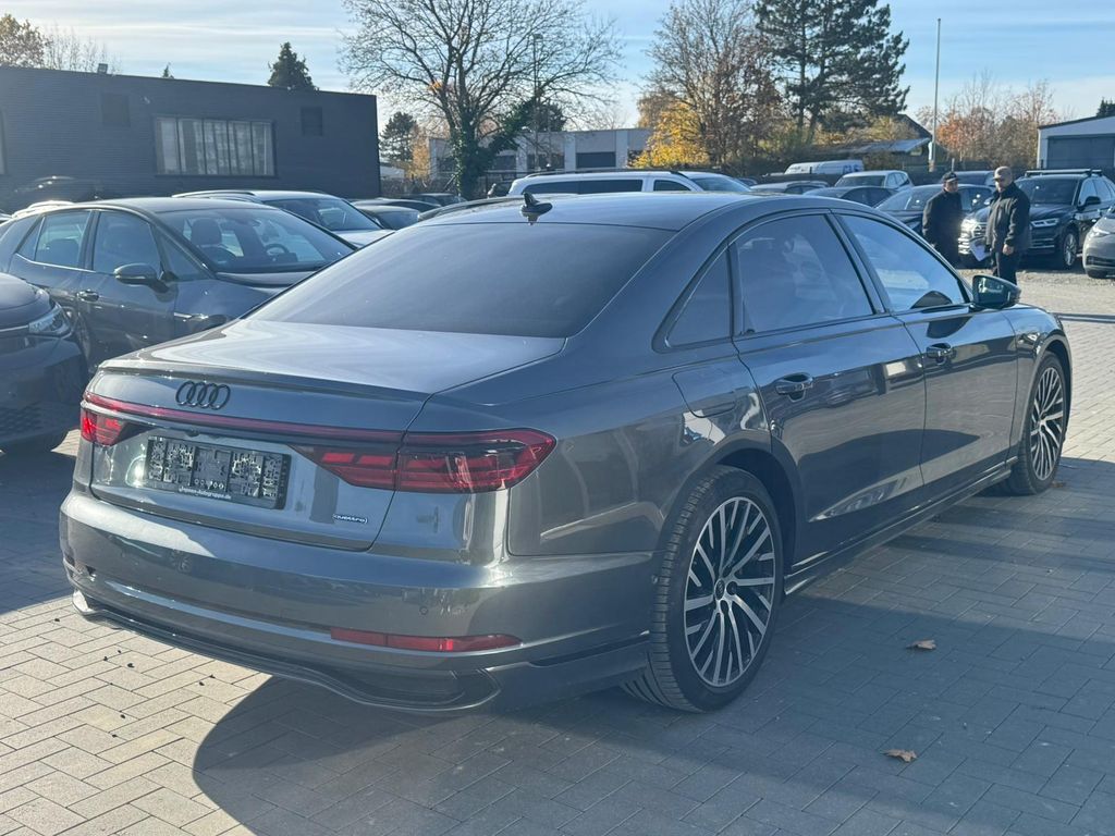 Audi A8 2022