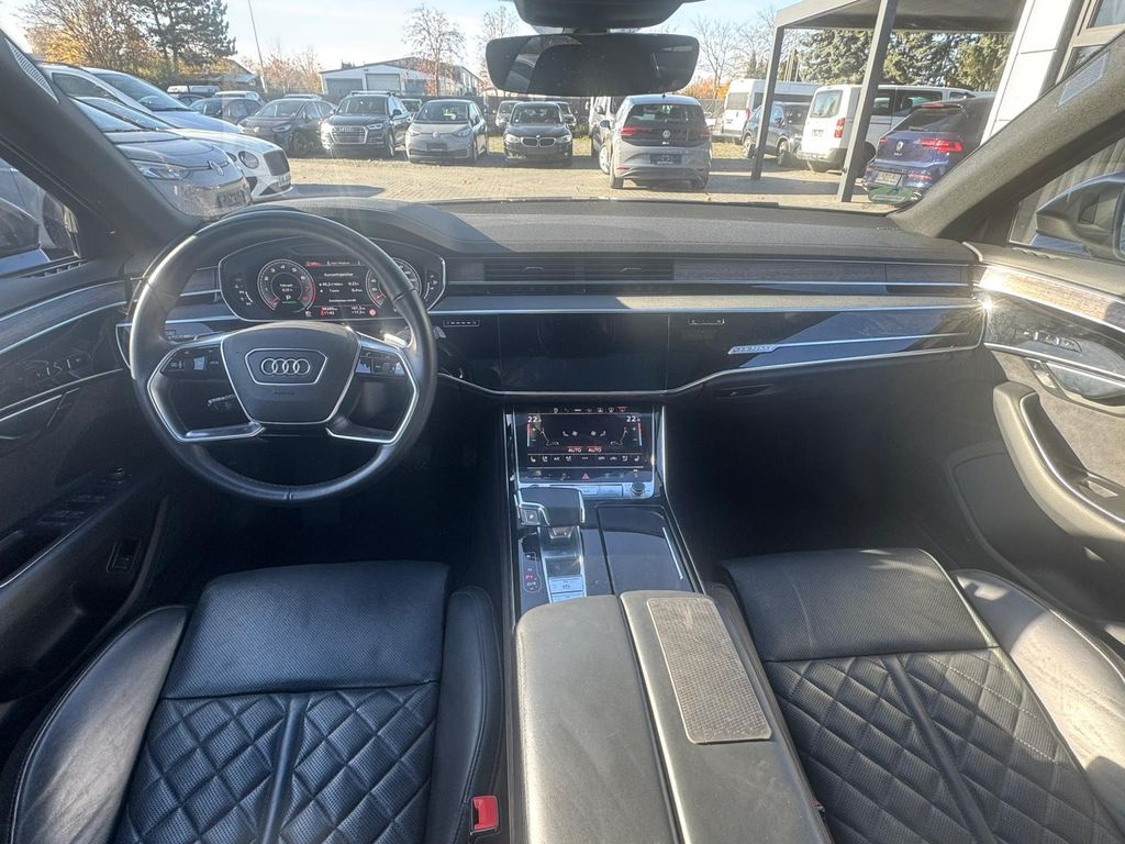 Audi A8 2022