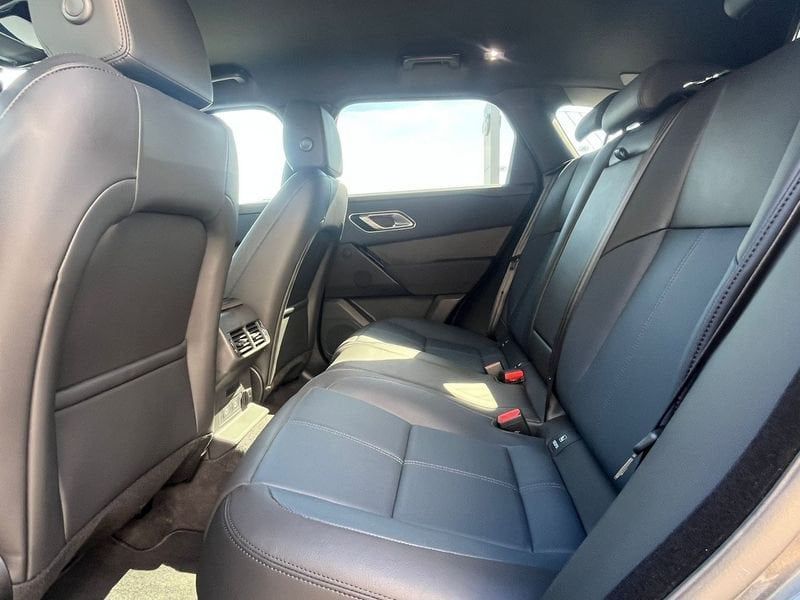 Land Rover Range Rover Velar 2024