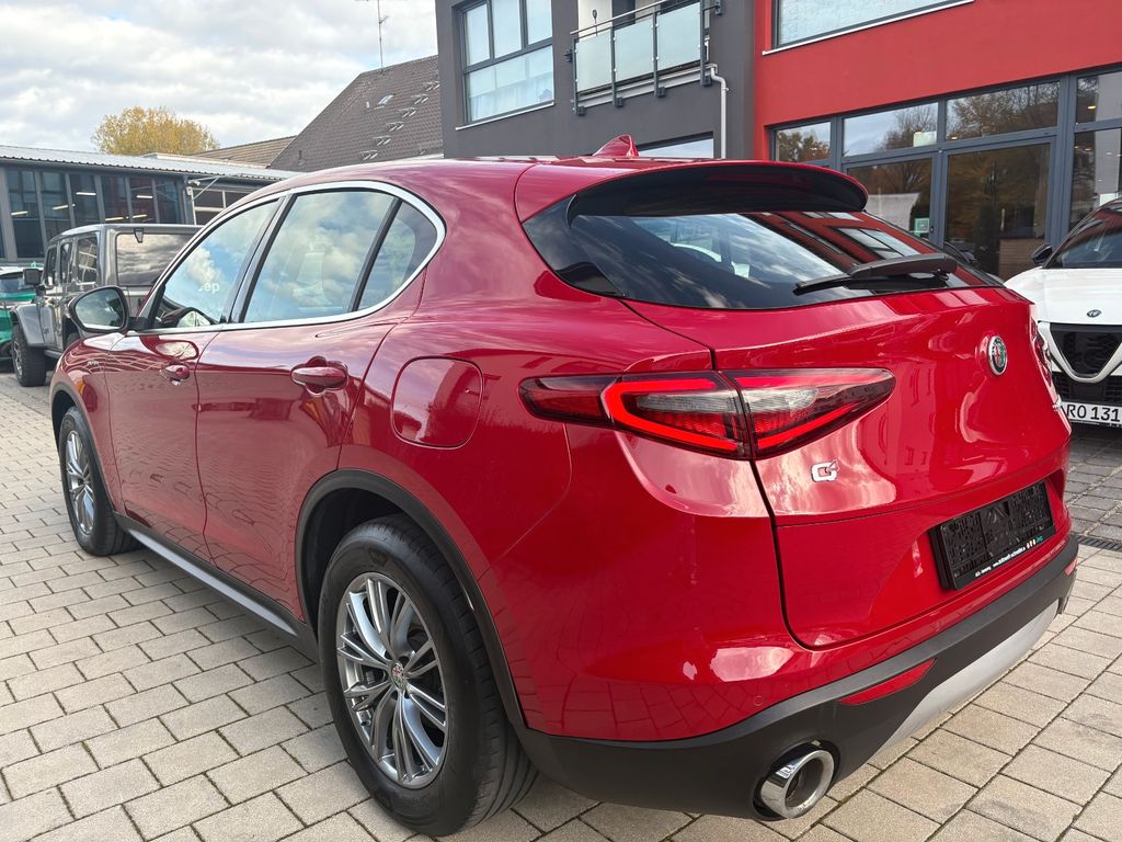 Alfa Romeo Stelvio 2021