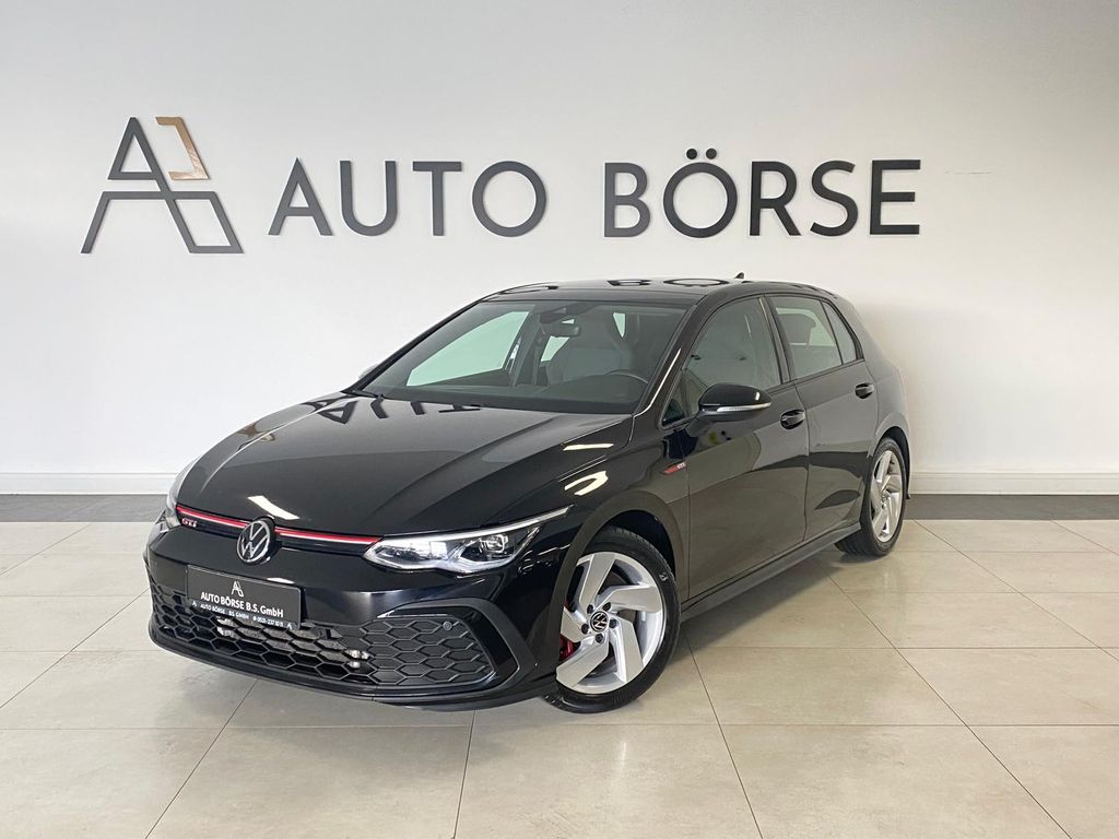 Volkswagen Golf 2021