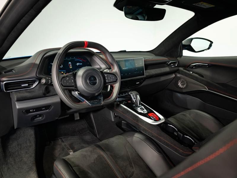 Lotus Emira 2024