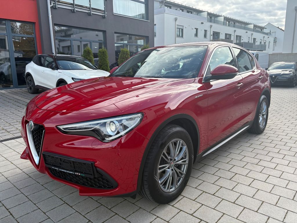 Alfa Romeo Stelvio 2021