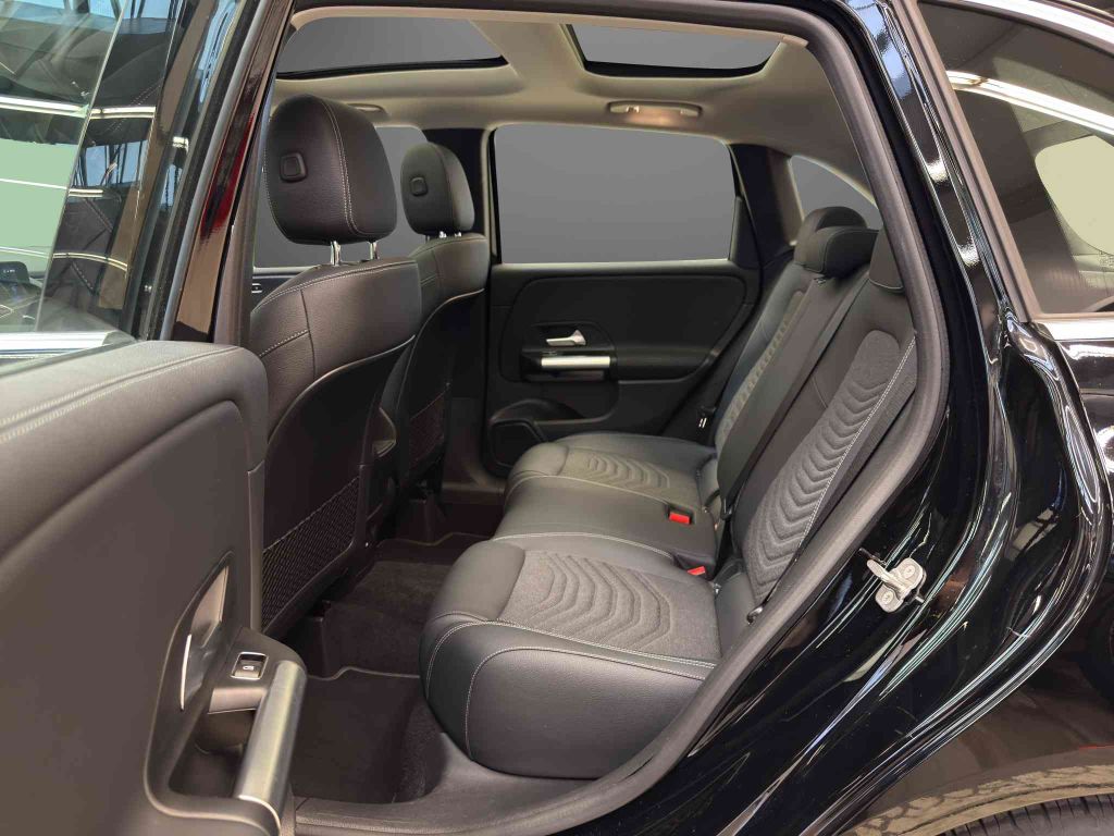 Mercedes-Benz B 180 2024