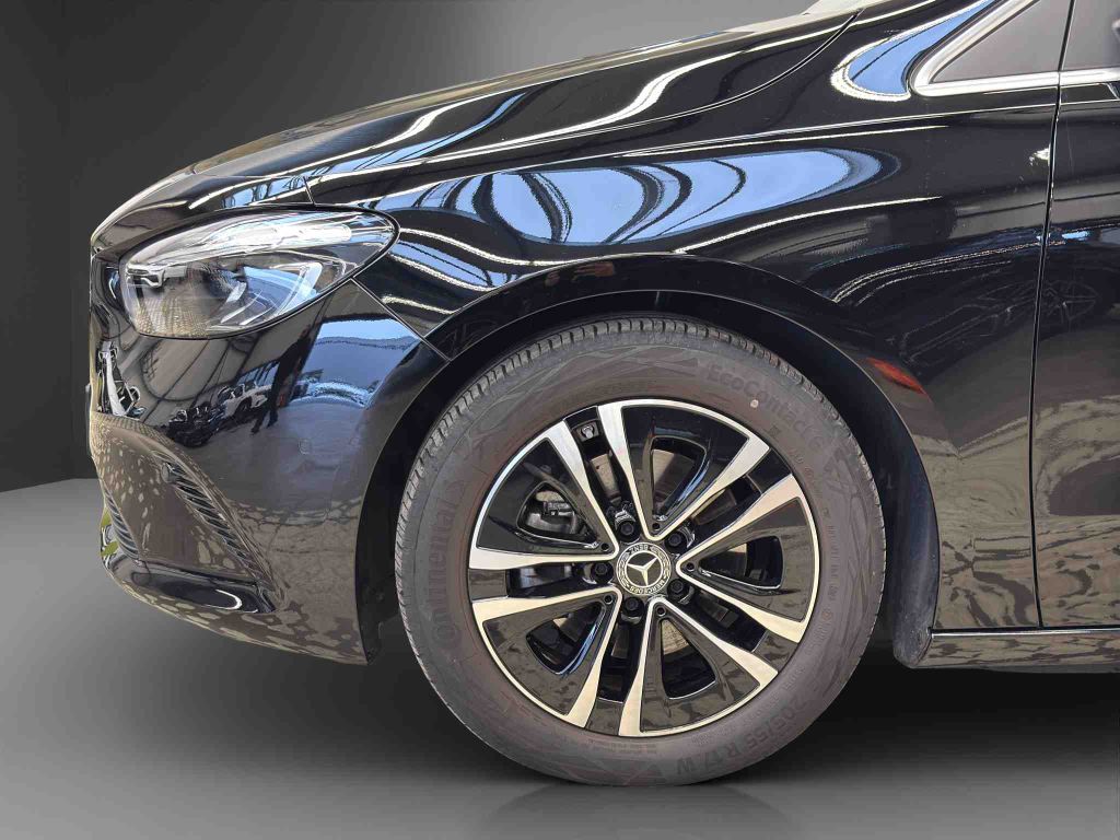 Mercedes-Benz B 180 2024