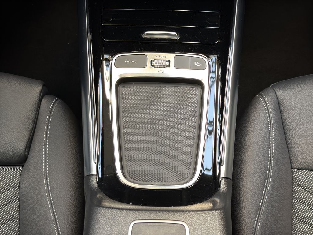 Mercedes-Benz B 180 2024