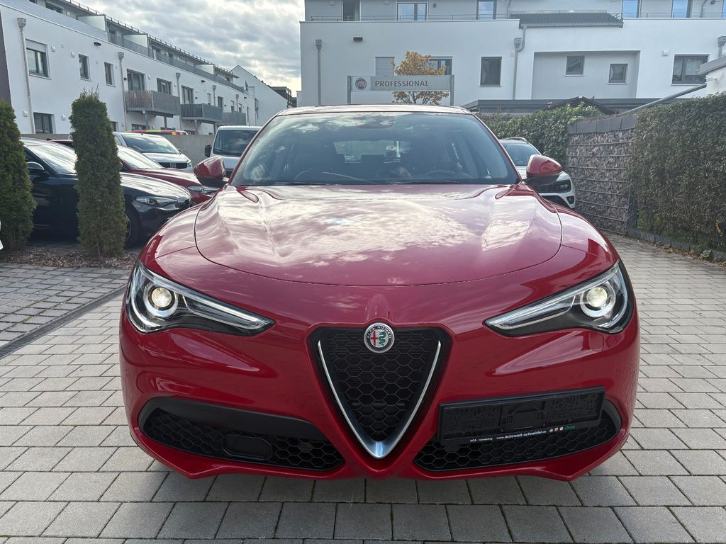 Alfa Romeo Stelvio 2021
