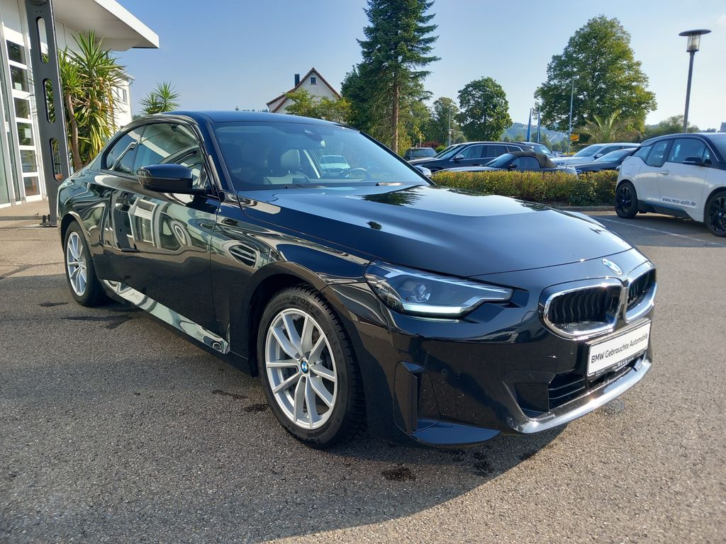 BMW 220 2023