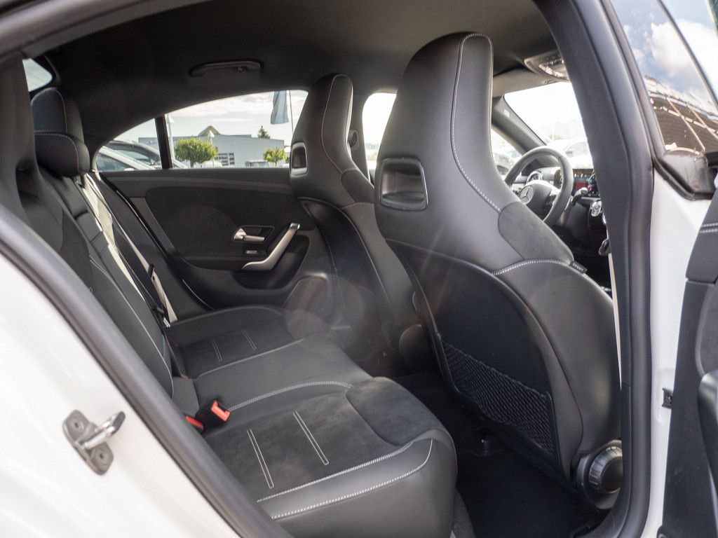 Mercedes-Benz CLA 250 2025
