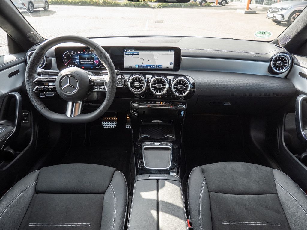 Mercedes-Benz CLA 250 2025