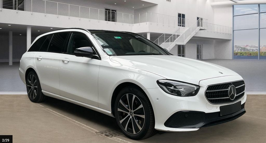Mercedes-Benz E 300 2022