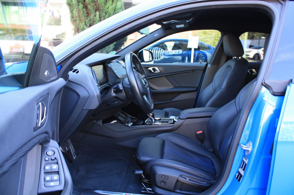 BMW 218 Gran Coupé 2024