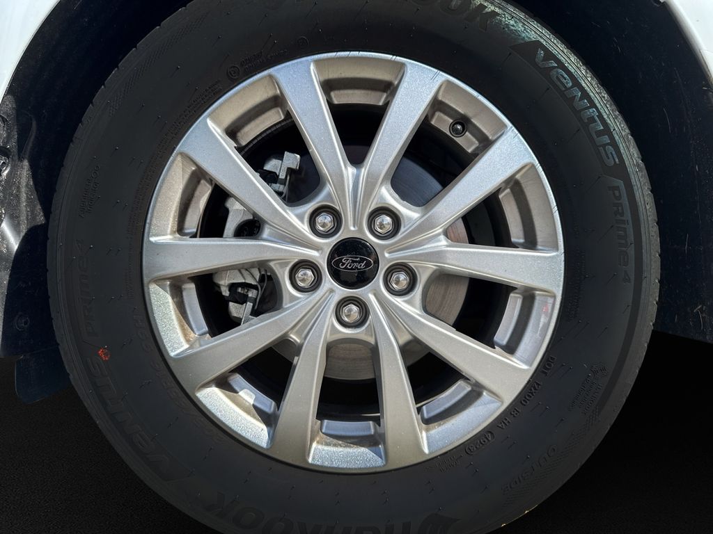 Ford Tourneo Courier 2024