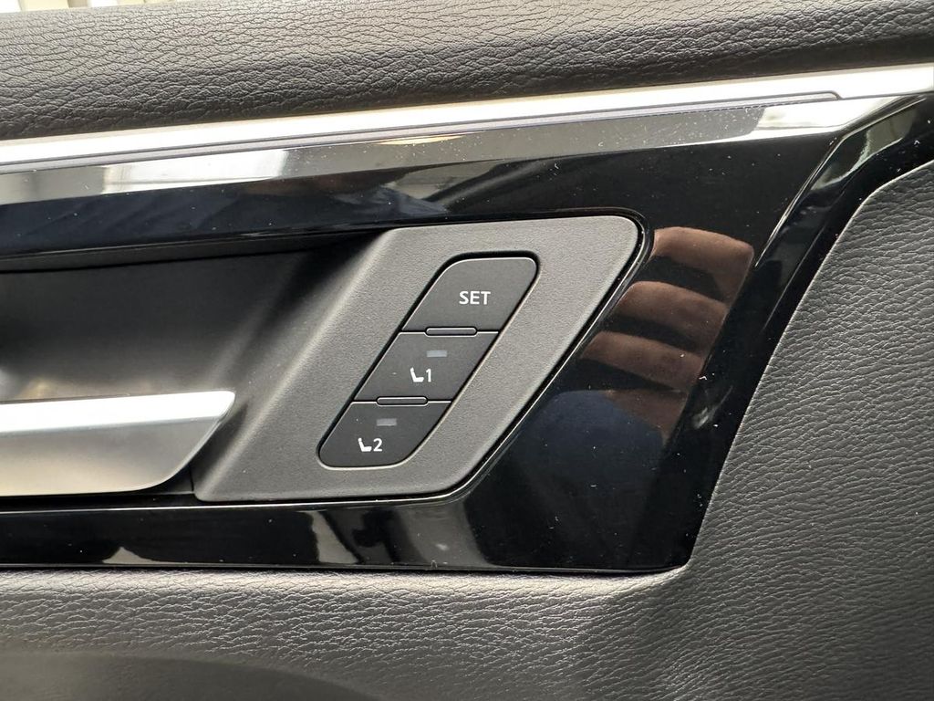 Mitsubishi Outlander 2025