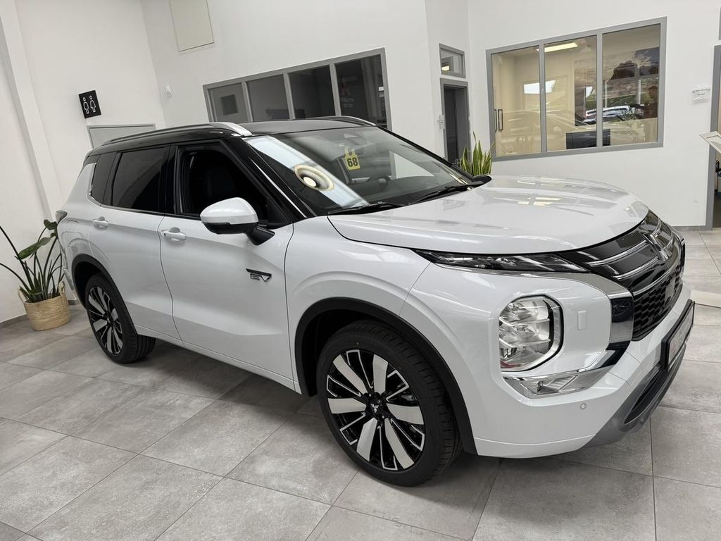 Mitsubishi Outlander 2025