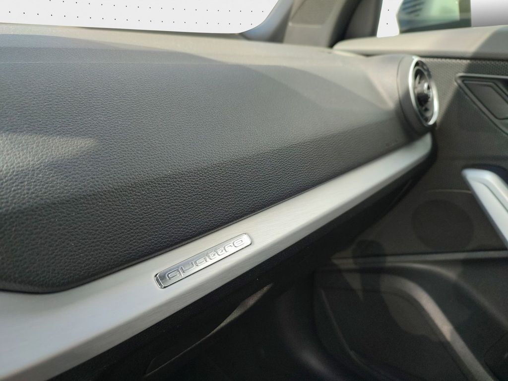 Audi SQ2 2022