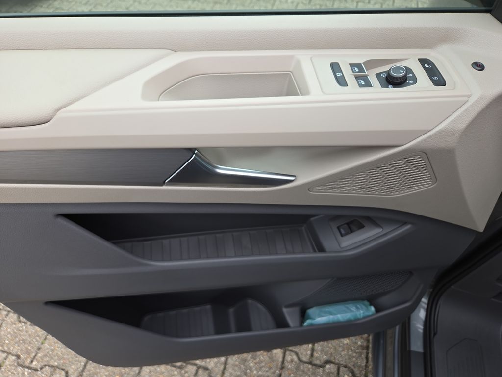 Volkswagen T7 Multivan 2025