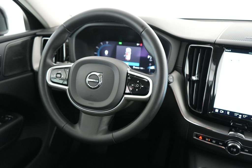Volvo XC60 2022