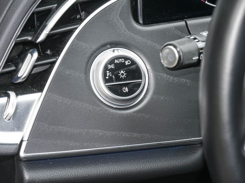 Mercedes-Benz E 220 2024