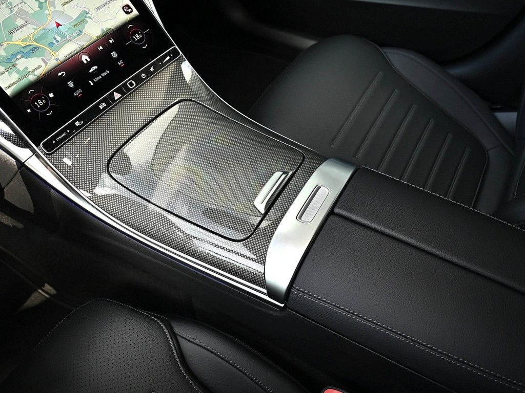 Mercedes-Benz C 200 2025