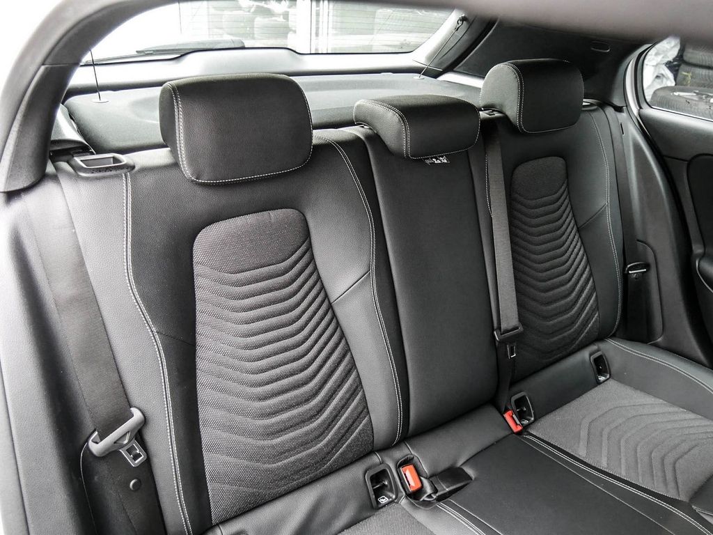 Mercedes-Benz A 200 2024