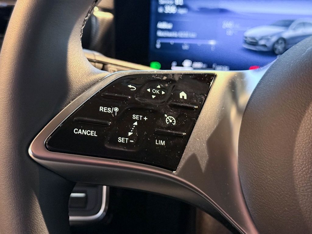 Mercedes-Benz A 200 2024