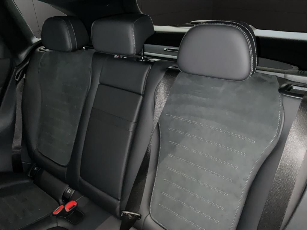 Mercedes-Benz GLC 300 2025