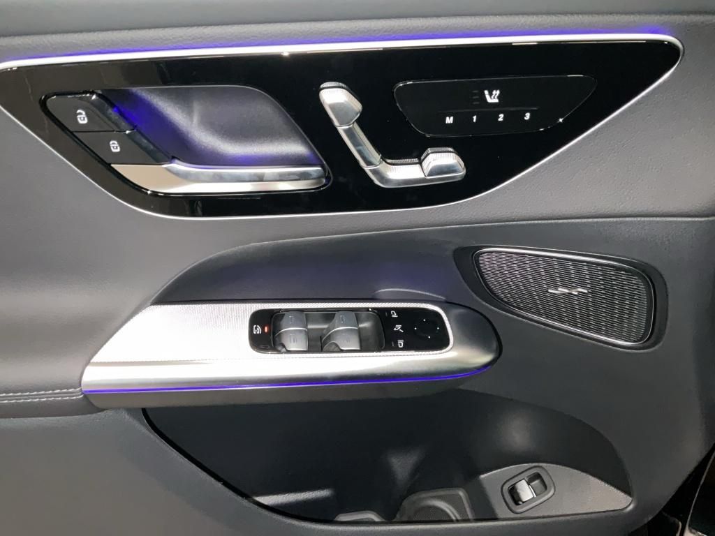 Mercedes-Benz GLC 300 2025