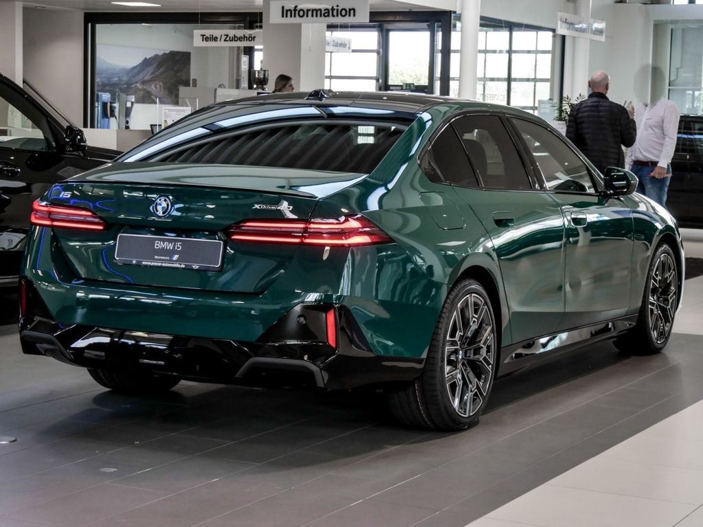 BMW i5 2025