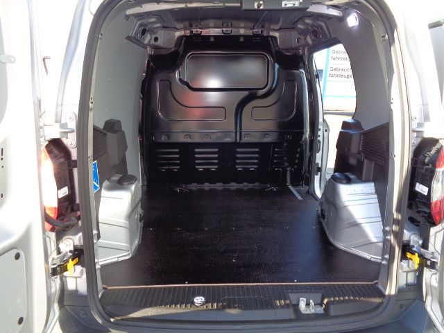 Ford Transit Courier 2021