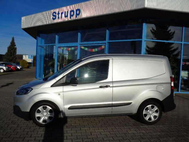 Ford Transit Courier 2021