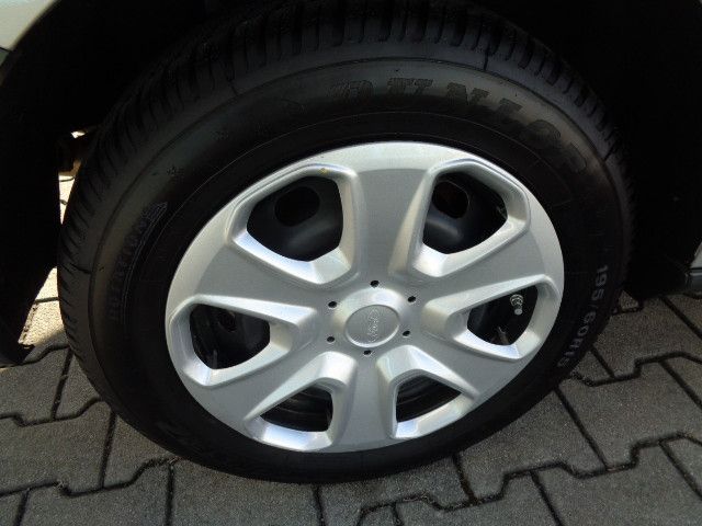 Ford Transit Courier 2021