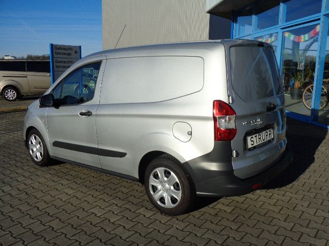 Ford Transit Courier 2021