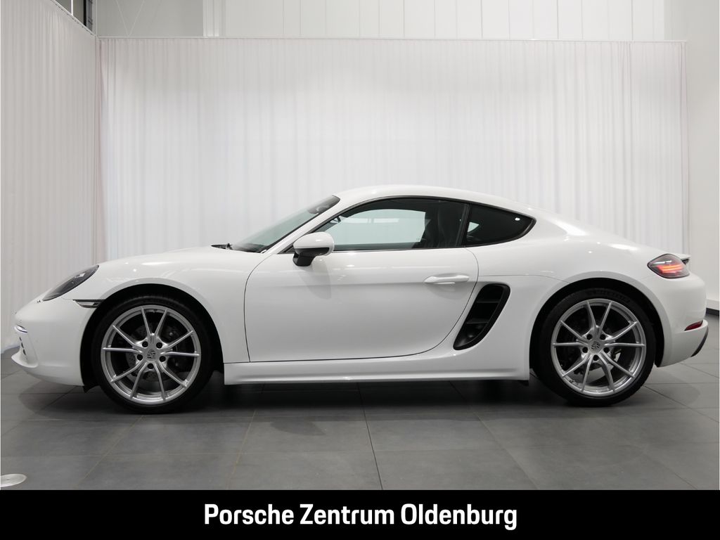 Porsche Cayman 2024