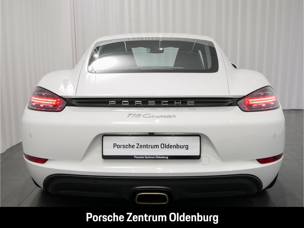 Porsche Cayman 2024