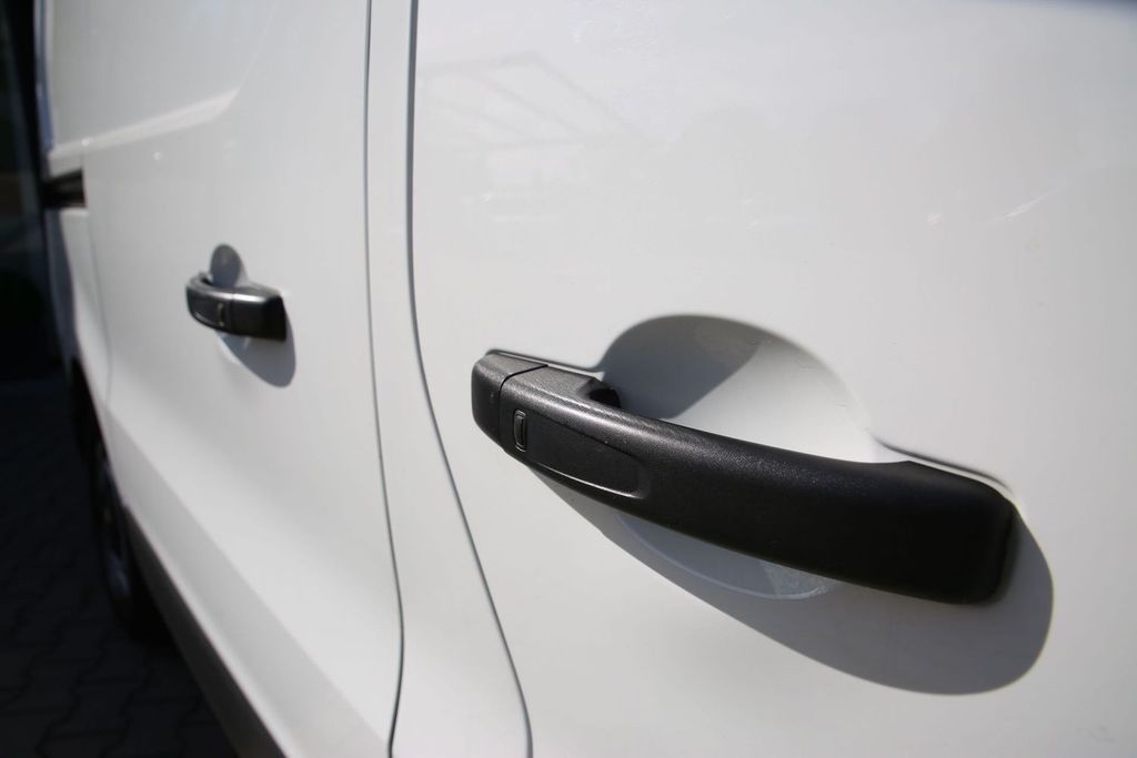 Nissan Primastar 2022