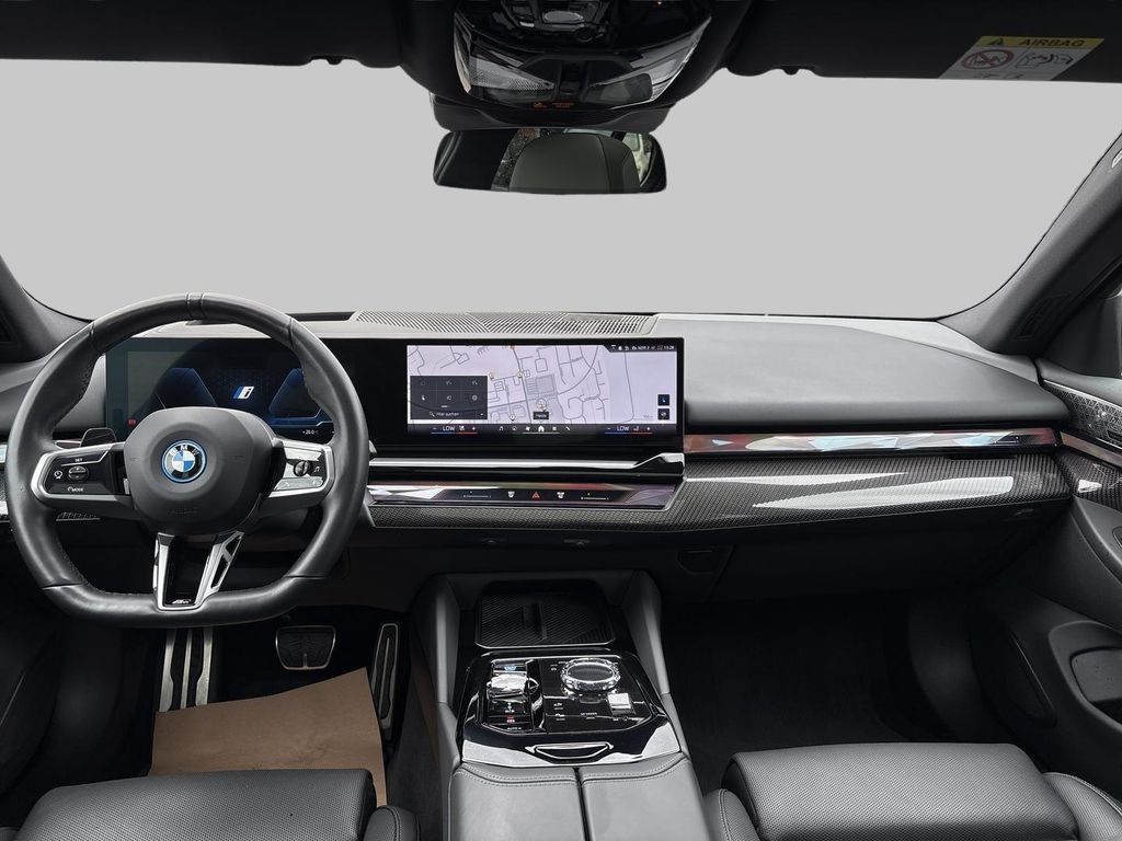 BMW i5 2024