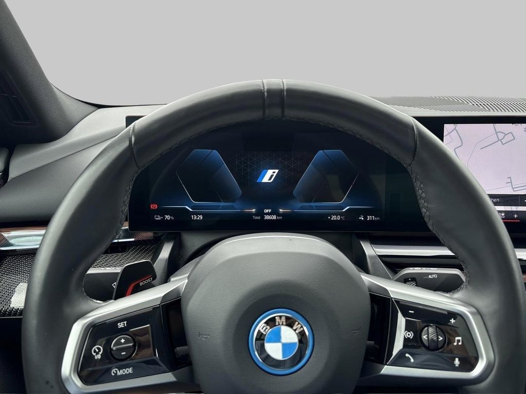 BMW i5 2024