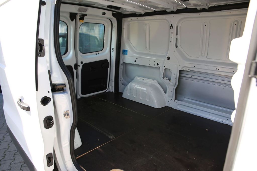 Nissan Primastar 2022