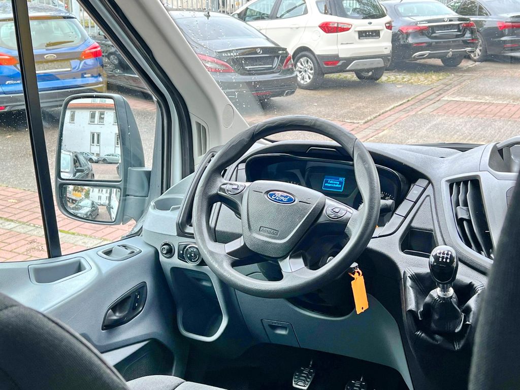 Ford Transit 2017