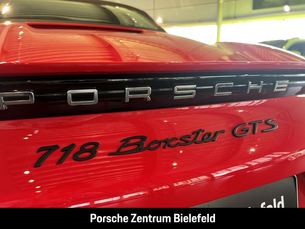 Porsche Boxster 2024