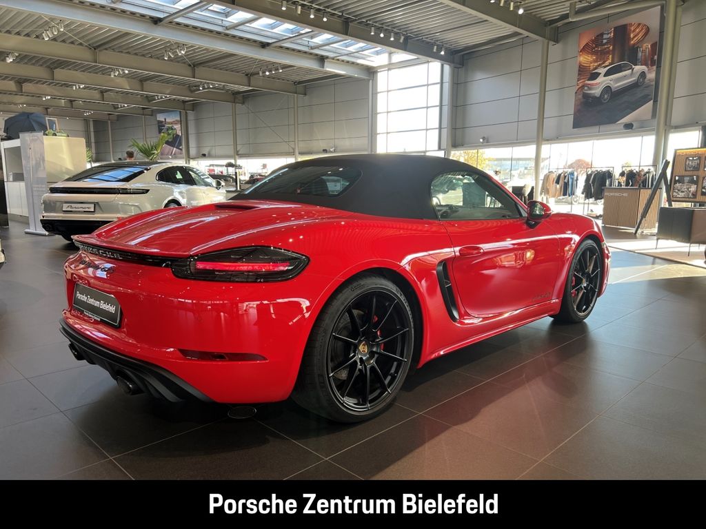 Porsche Boxster 2024