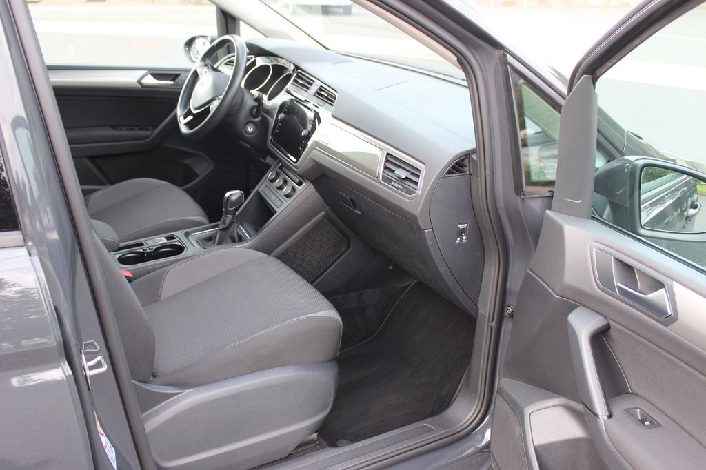 Volkswagen Touran 2019