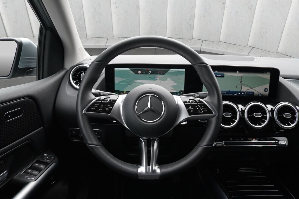 Mercedes-Benz B 180 2024