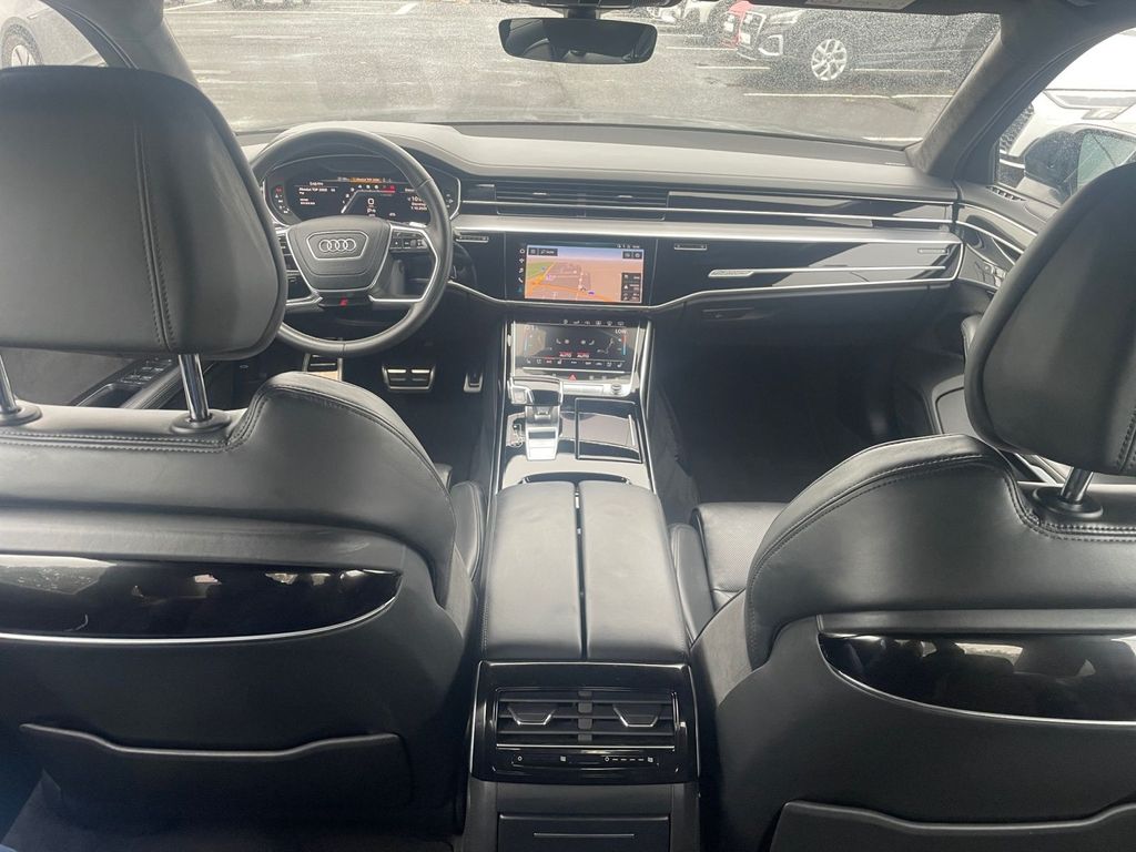 Audi S8 2021