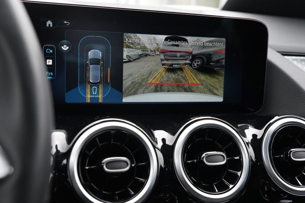 Mercedes-Benz B 180 2024