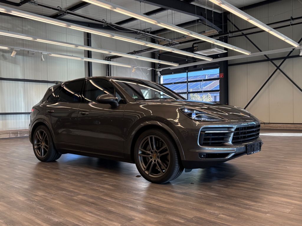 Porsche Cayenne 2022