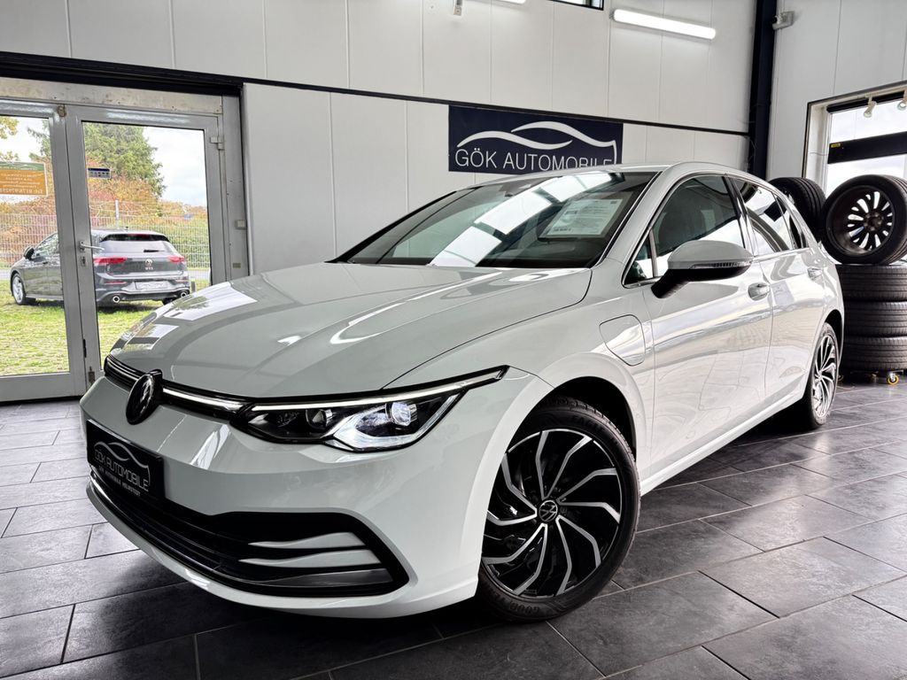 Volkswagen Golf 2021